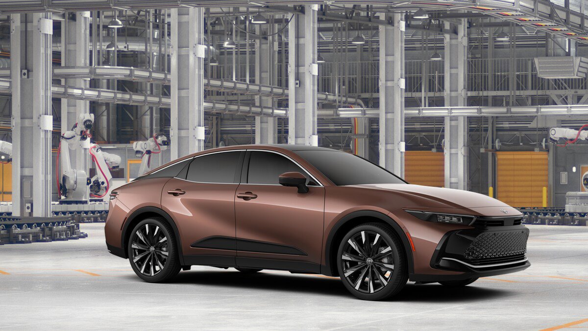New 2026 Toyota Crown Platinum AWD/4WD image 14
