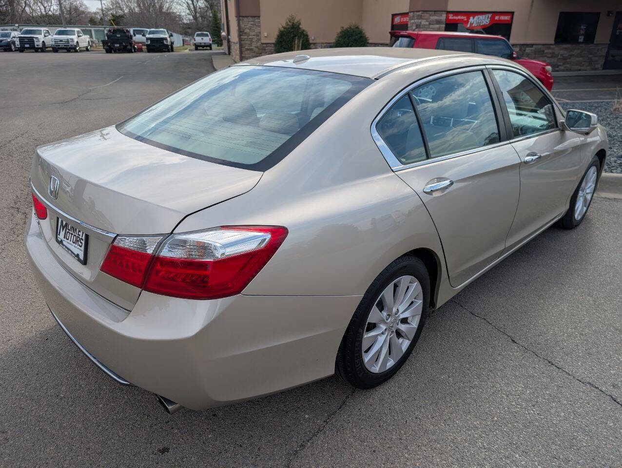 Used 2015 Honda Accord EX-L image 9