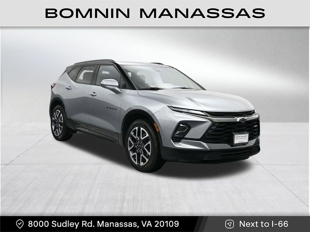 Used 2024 Chevrolet Blazer RS w/ Driver Confidence II Package image 7