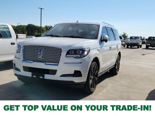 Certified 2023 Lincoln Navigator Reserve AWD/4WD image 1