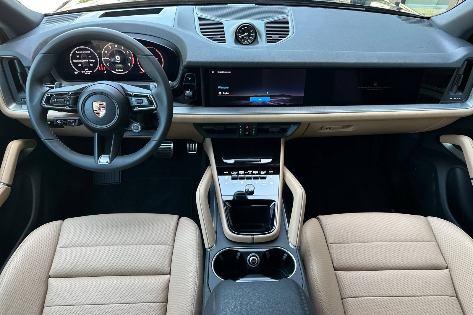 New 2026 Porsche Cayenne E-Hybrid AWD/4WD image 6