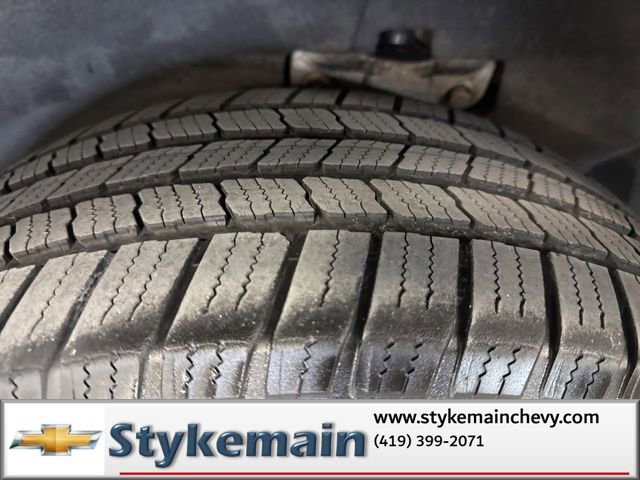 Used 2017 Ford Edge SEL w/ Equipment Group 201A image 10