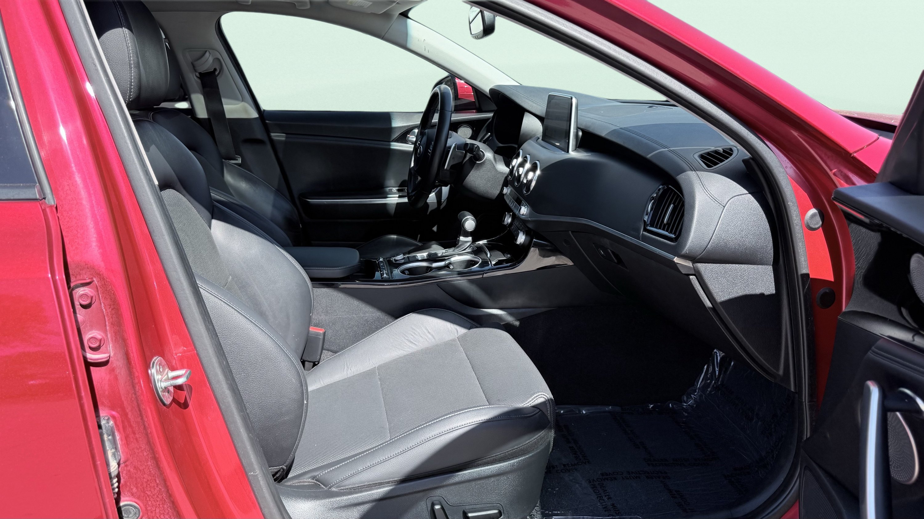 Used 2019 Kia Stinger Premium RWD image 36