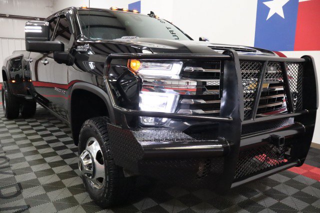 Used 2020 Chevrolet Silverado 3500 High Country w/ Safety Package II AWD/4WD image 25