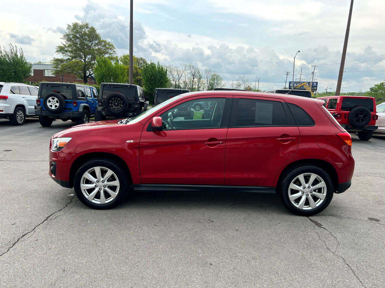Used 2015 Mitsubishi Outlander Sport ES image 5