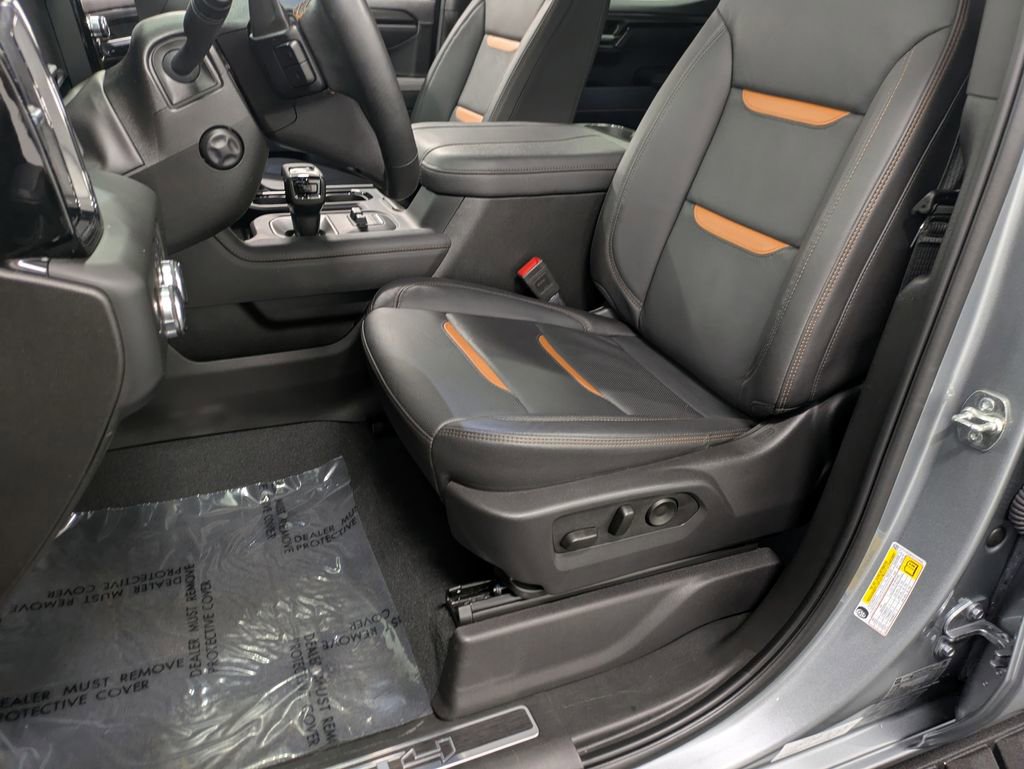 Used 2025 GMC Sierra 1500 AT4 w/ AT4 Preferred Package image 10