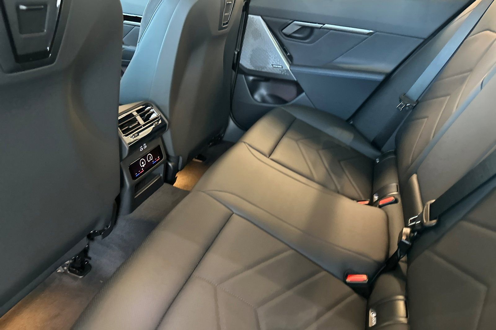 New 2026 BMW 530i xDrive image 9