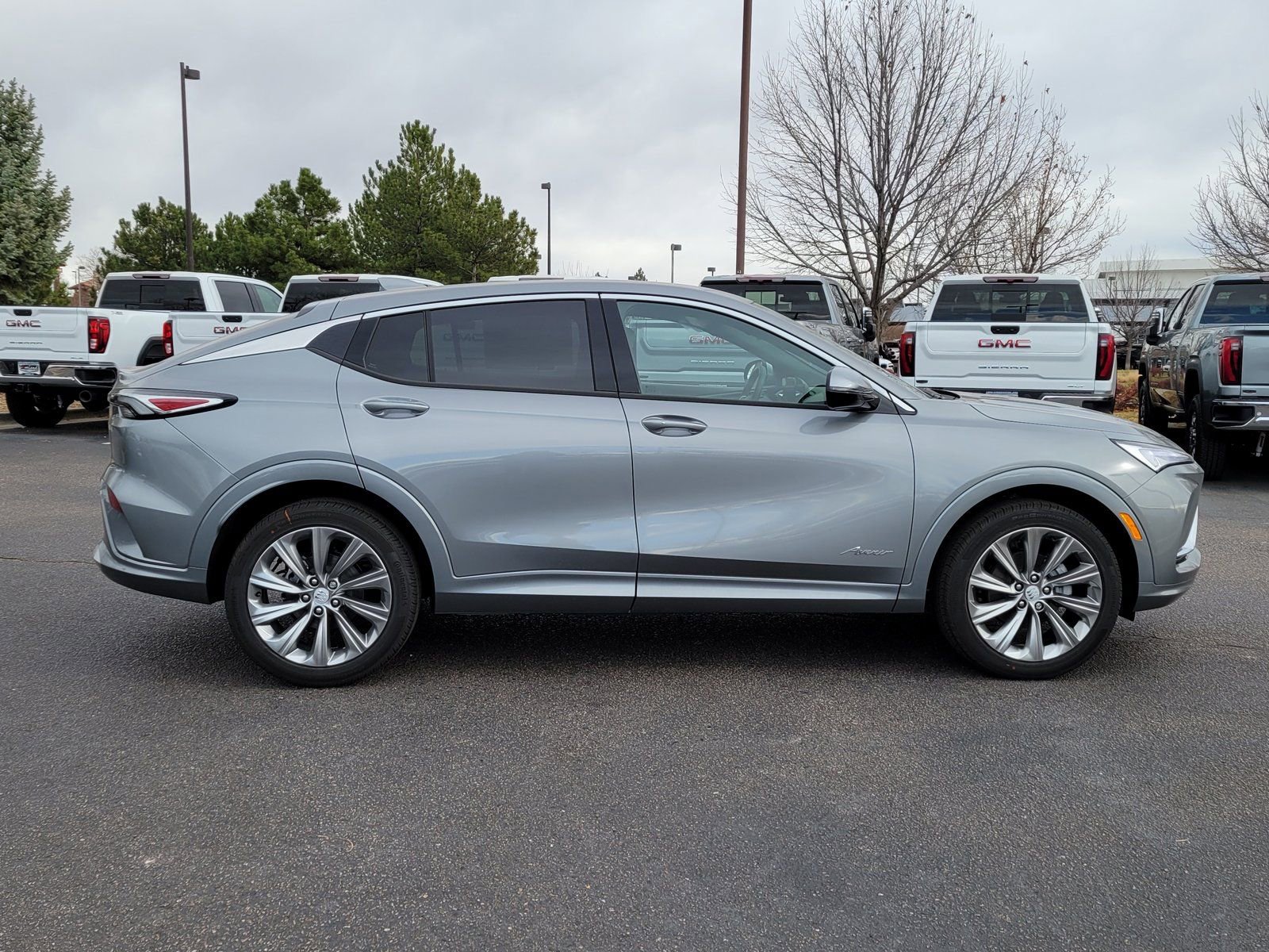 New 2026 Buick Envista Avenir image 2