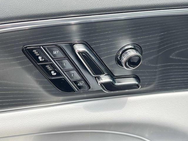 Certified 2024 Cadillac Lyriq Luxury w/ LPO, Floor Liner Package AWD/4WD image 16