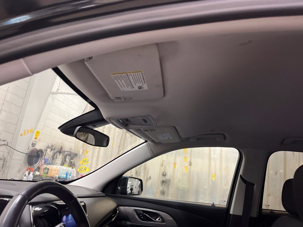 Used 2021 Chevrolet Traverse LT FWD image 18