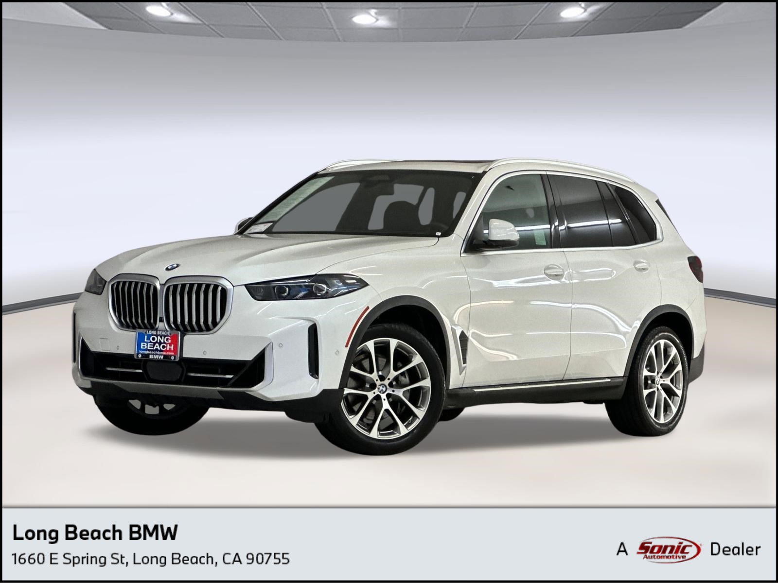 Certified 2025 BMW X5 xDrive40i w/ Parking Assistance Package AWD/4WD image 1