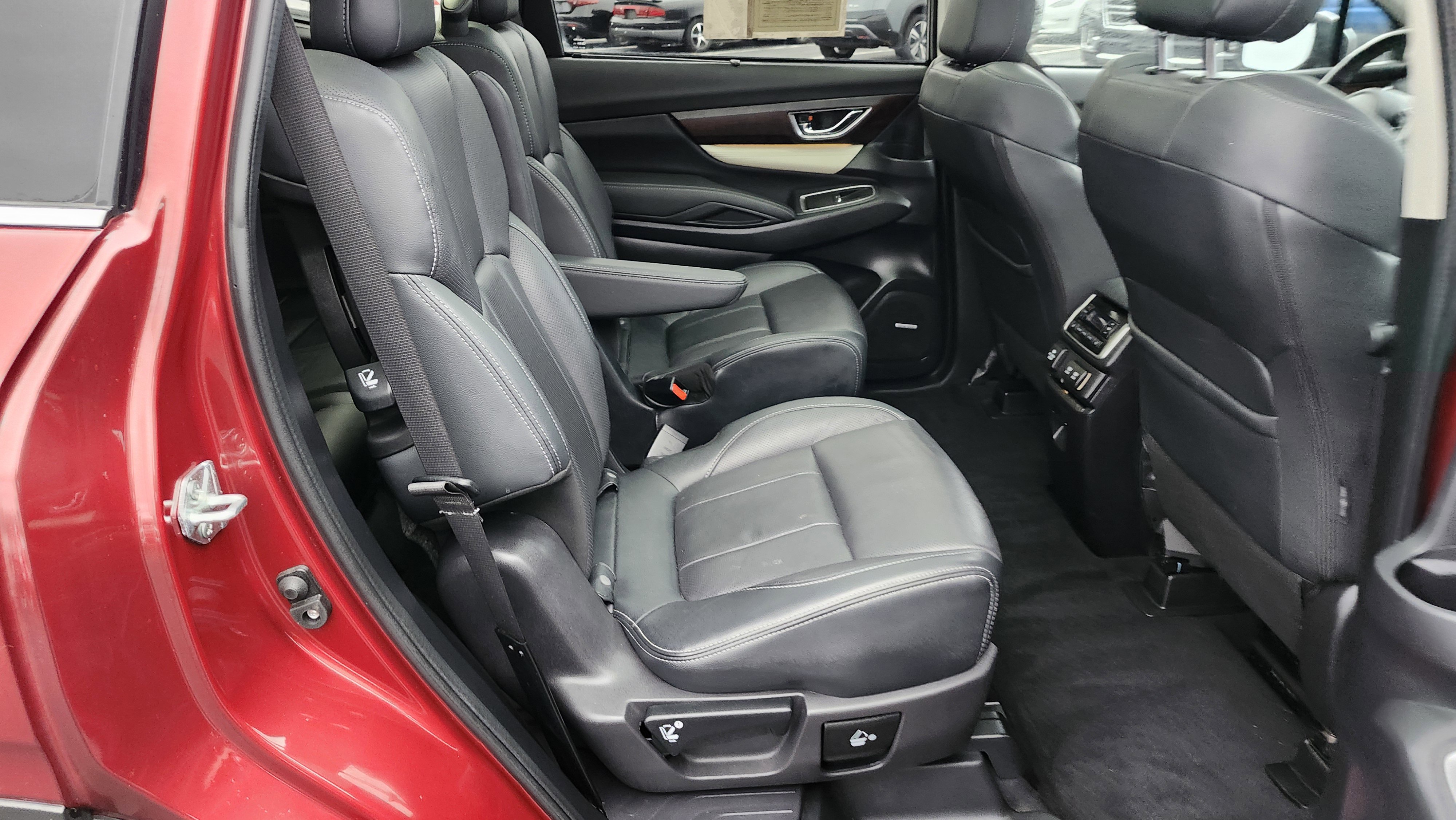 Used 2022 Subaru Ascent Touring w/ Popular Package #2A image 18