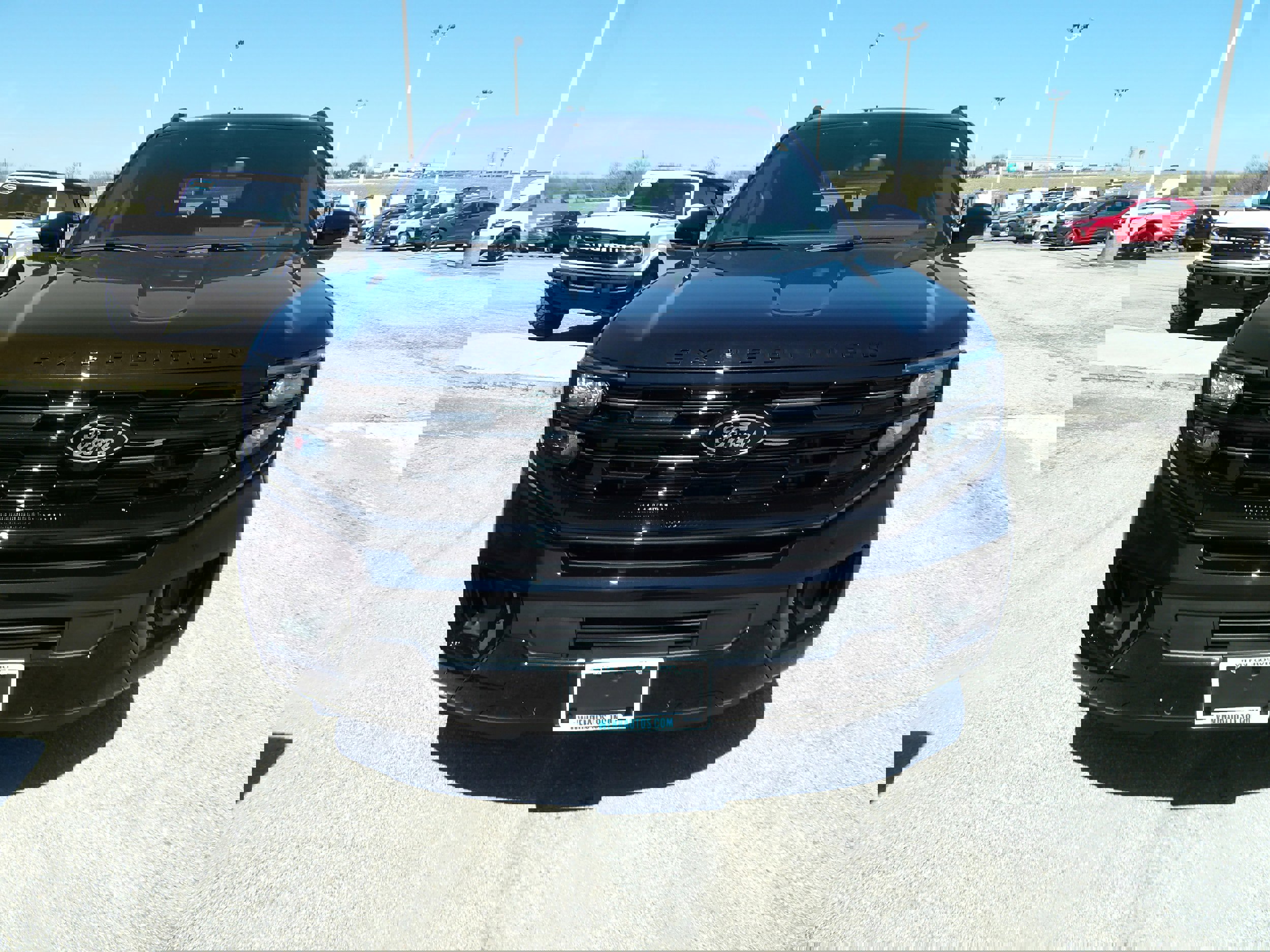 New 2026 Ford Expedition Platinum w/ Stealth Performance Package image 40