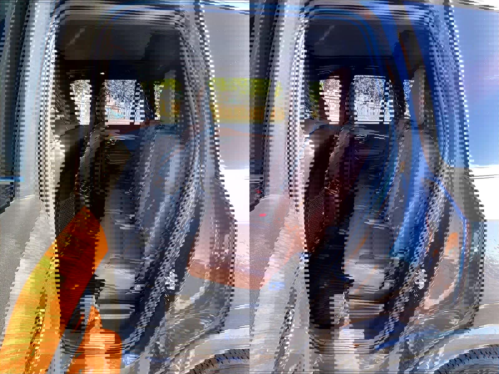 Used 2023 Volvo XC90 T8 Plus image 29