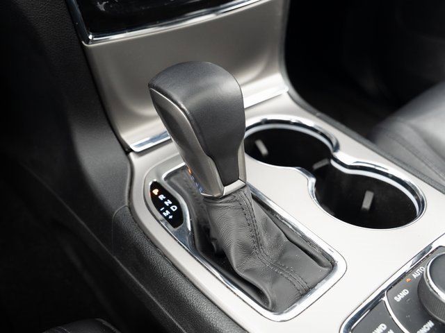 Used 2021 Jeep Grand Cherokee Limited image 27