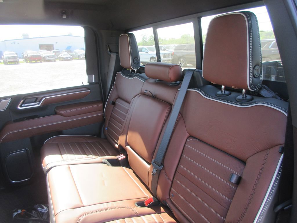 New 2026 GMC Sierra 2500 Denali Ultimate AWD/4WD image 14