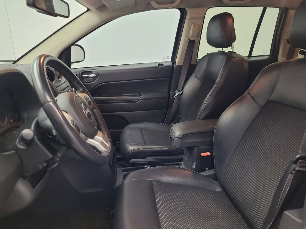 Used 2016 Jeep Compass Sport w/ Power Value Group FWD image 17