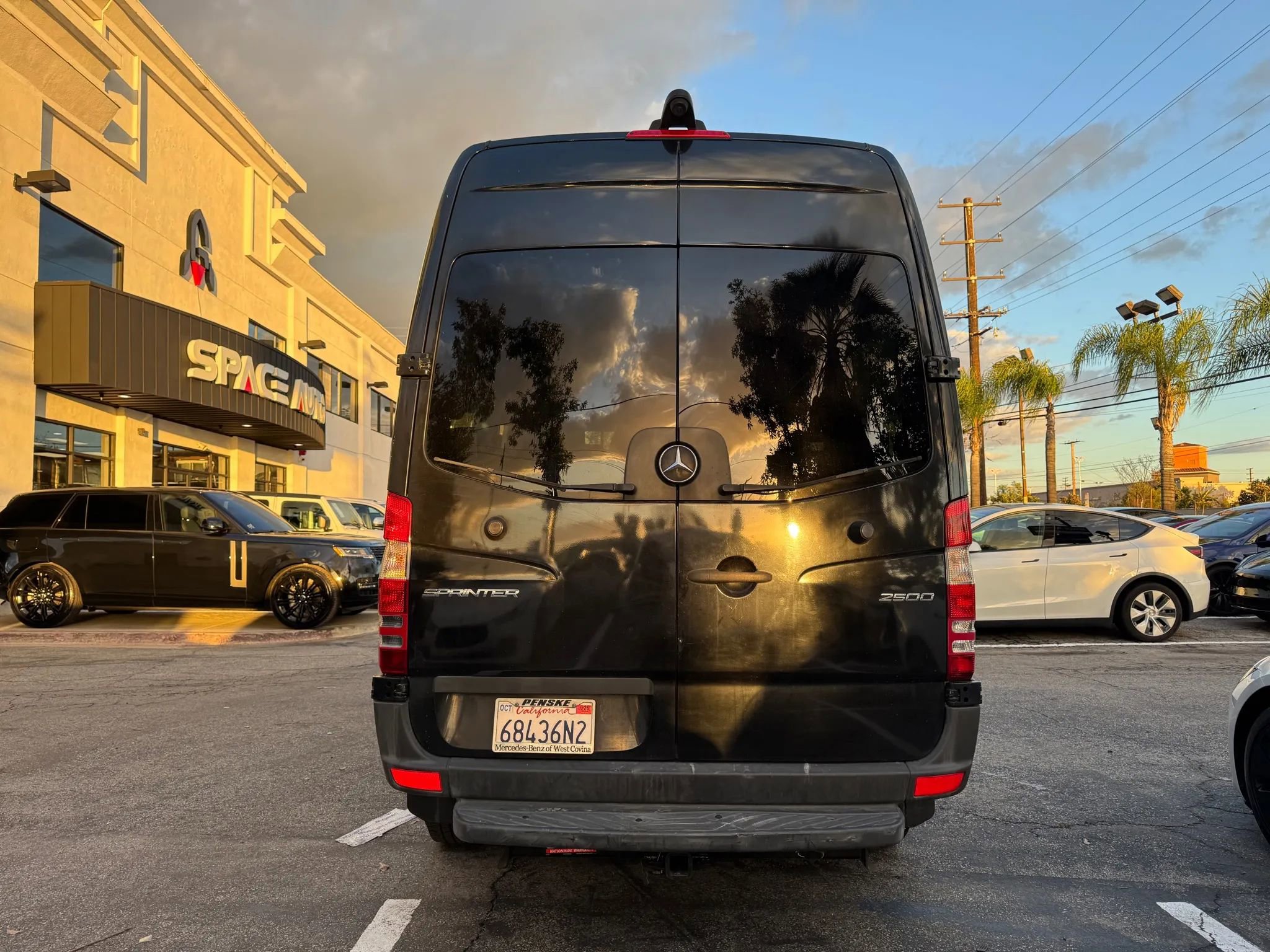 Used 2018 Mercedes-Benz Sprinter 2500 image 5