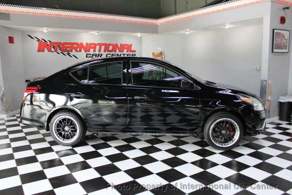 Used 2018 Nissan Versa S Plus image 3