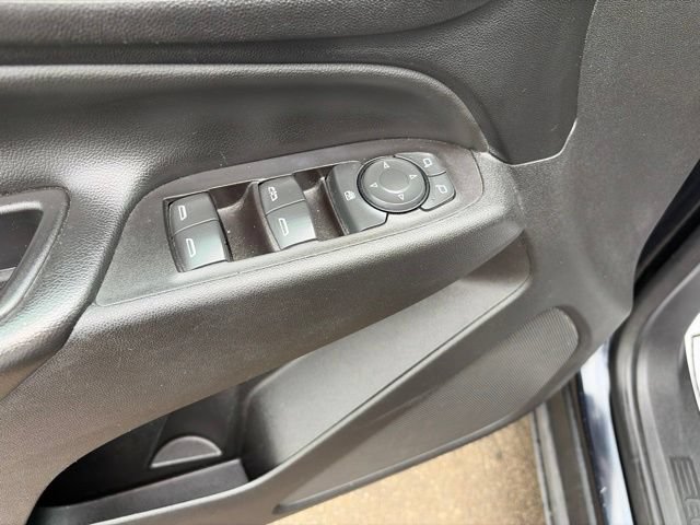 Used 2021 Chevrolet Equinox LT FWD image 13
