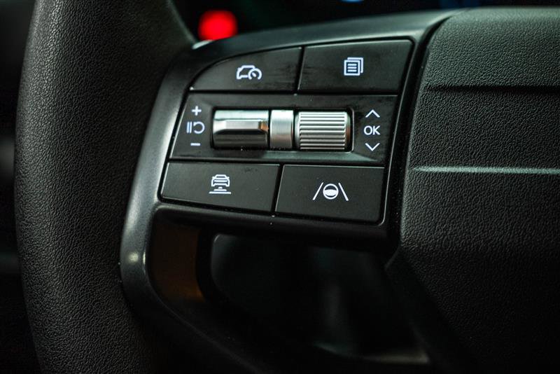 Used 2025 Kia K4 LX image 15