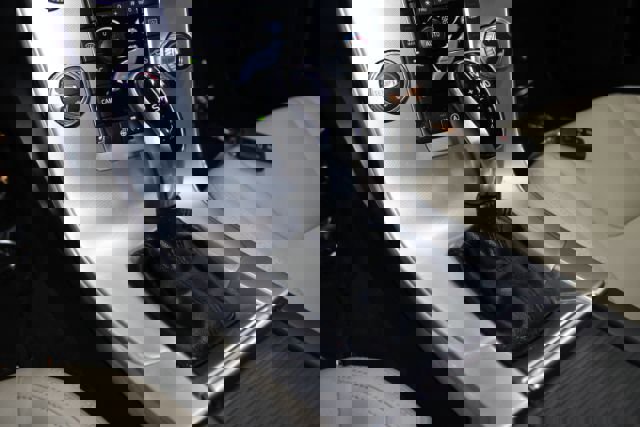 Used 2018 Volvo S60 T5 Dynamic w/ Vision Package image 14