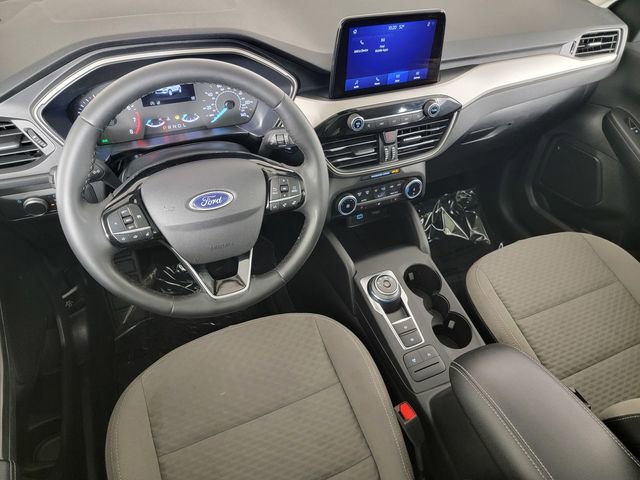 Used 2022 Ford Escape SE w/ Cold Weather Package FWD image 32