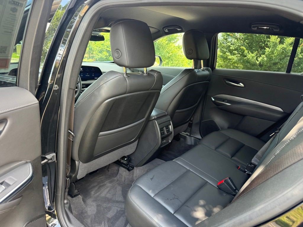 Certified 2025 Cadillac XT4 Premium Luxury FWD image 21