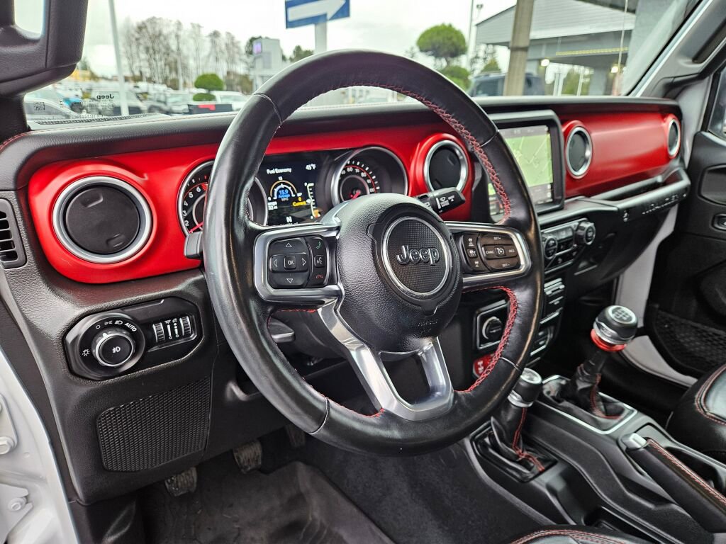 Used 2022 Jeep Wrangler Unlimited Rubicon w/ LED Lighting Group AWD/4WD image 17