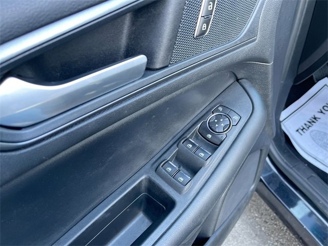 Used 2020 Ford Edge SE image 22