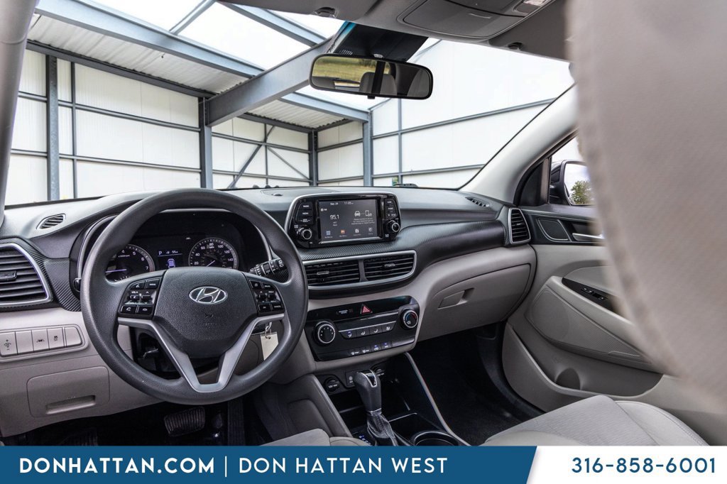 Used 2021 Hyundai Tucson SE w/ Cargo Package FWD image 16