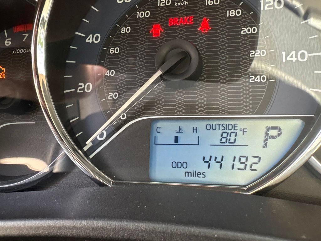 Used 2014 Toyota Corolla LE FWD image 14