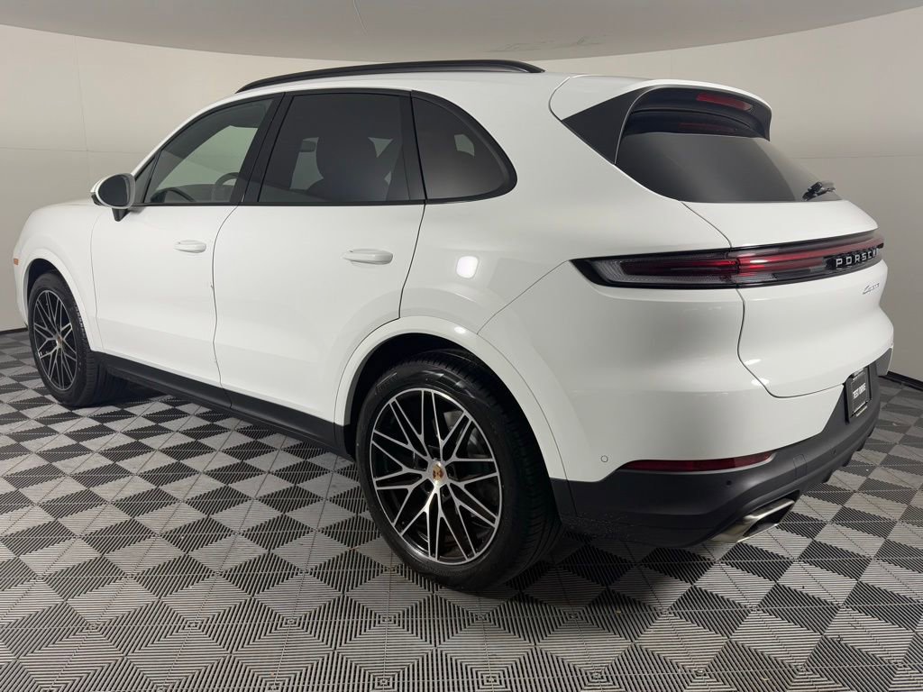 New 2026 Porsche Cayenne image 3