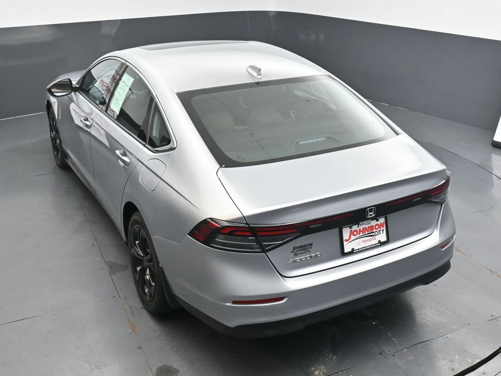 Used 2024 Honda Accord EX image 28