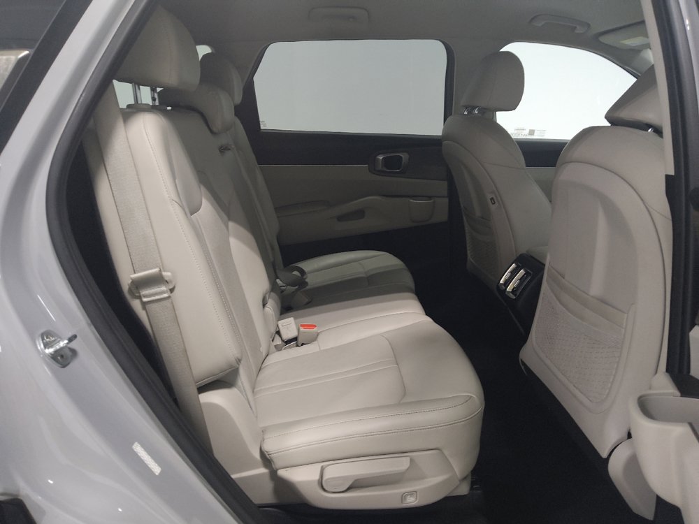 Used 2022 Kia Sorento S AWD/4WD image 19