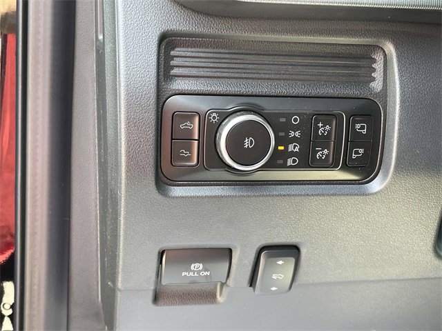 New 2025 Ford F350 Platinum w/ FX4 Off-Road Package image 18