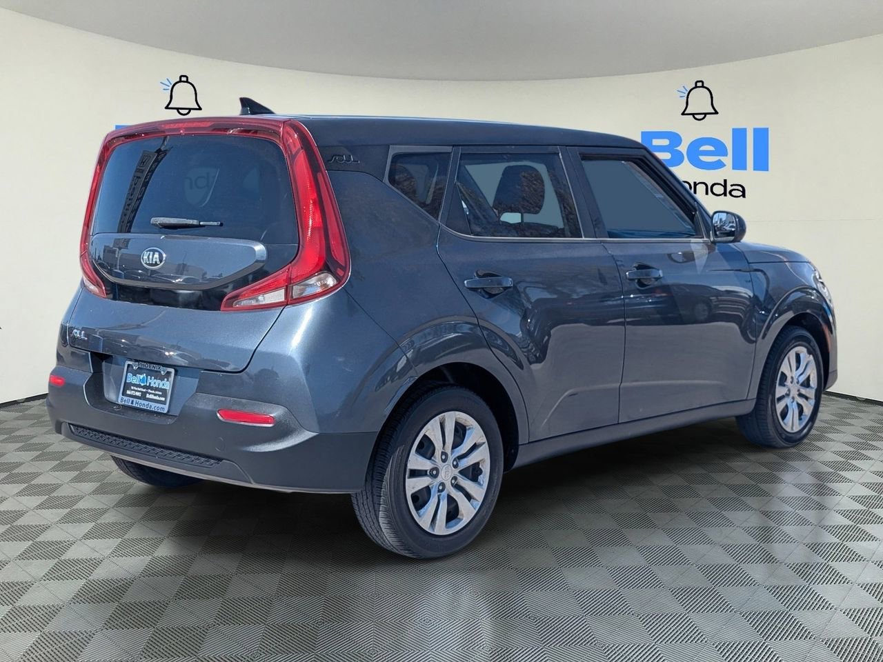Used 2020 Kia Soul LX FWD image 4