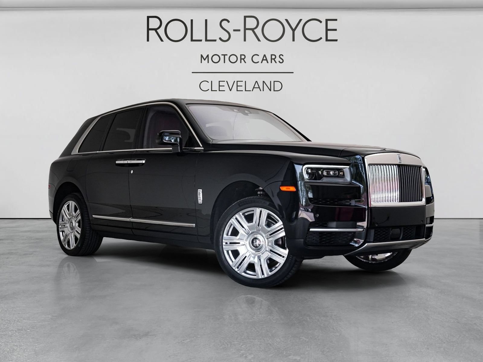 Used 2020 Rolls-Royce Cullinan AWD/4WD image 1