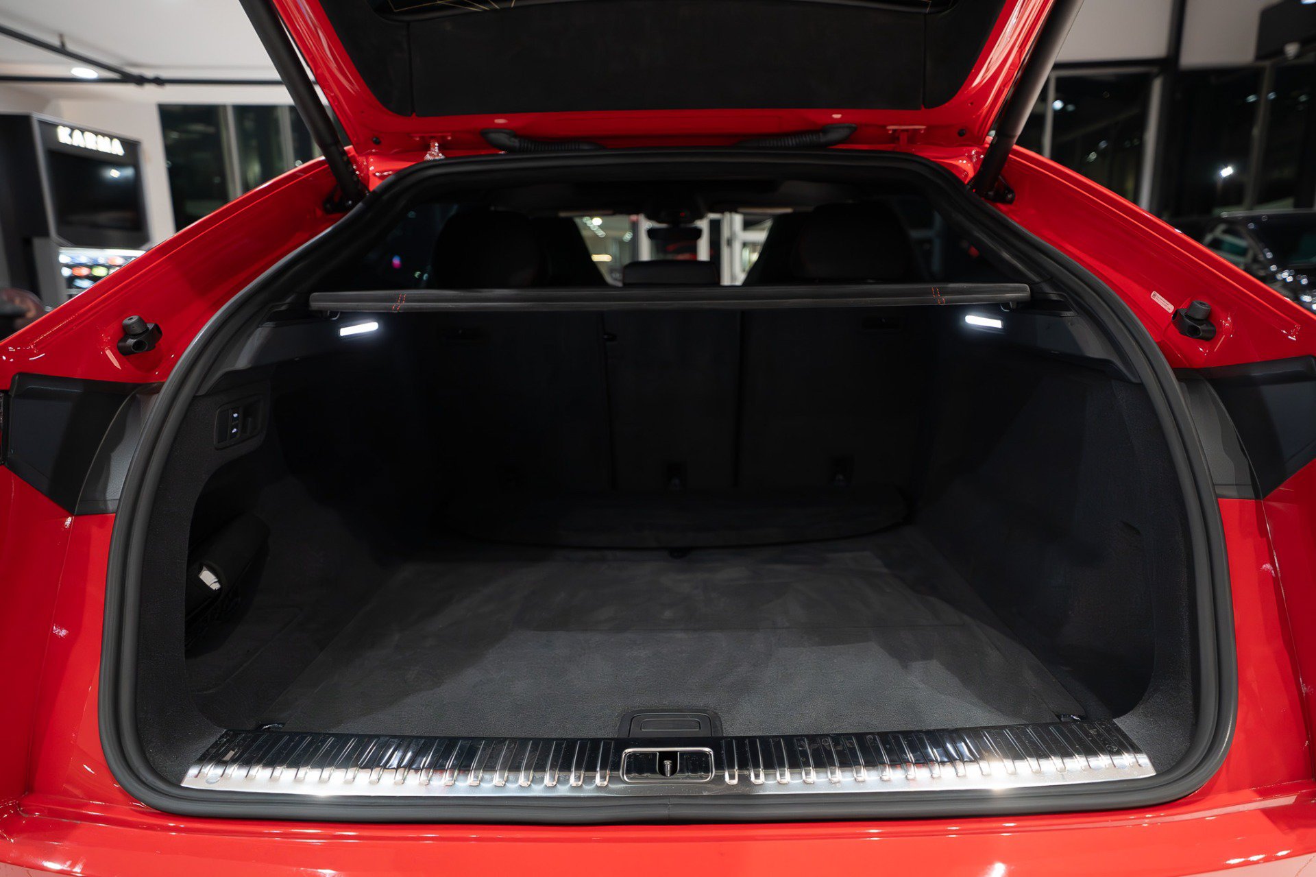 Used 2022 Lamborghini Urus AWD/4WD image 74