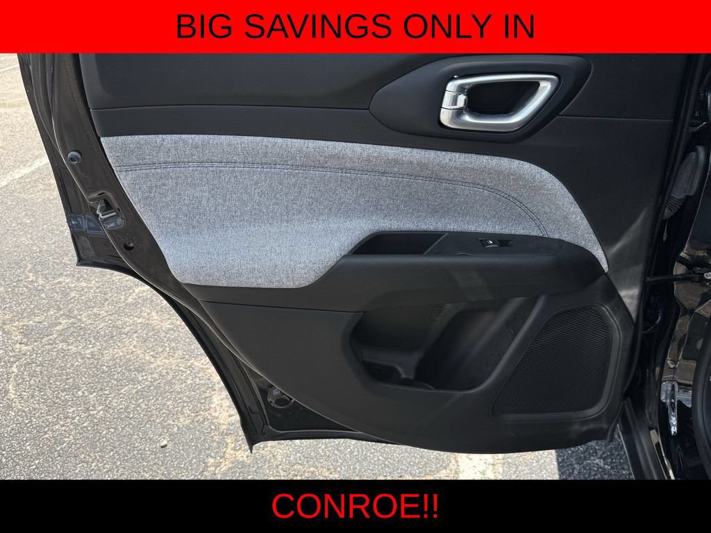 Used 2023 Jeep Compass Latitude AWD/4WD image 23