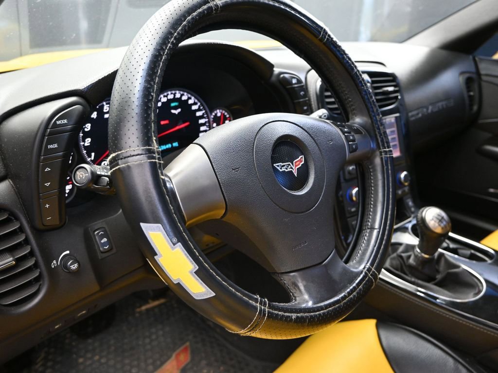 Used 2008 Chevrolet Corvette Convertible w/ Preferred Equipment Group image 12