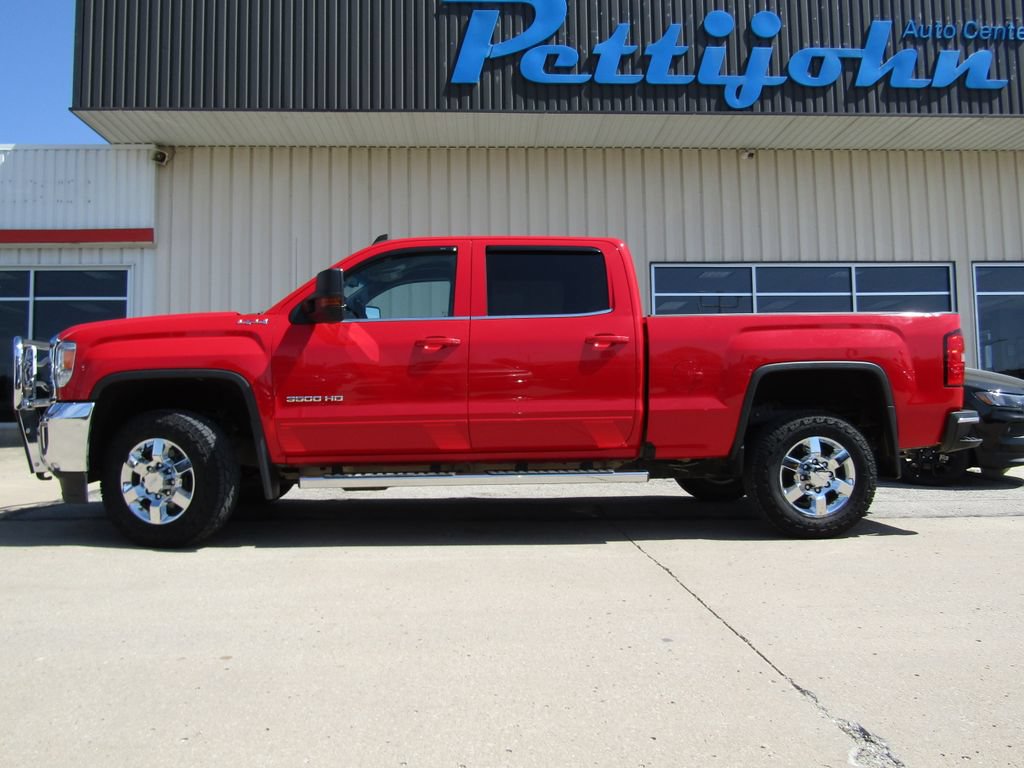 Used 2016 GMC Sierra 3500 SLE w/ SLE Preferred Package AWD/4WD image 11