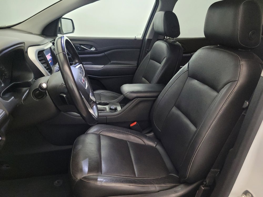 Used 2019 GMC Acadia SLT w/ LPO, Floor Liner Package AWD/4WD image 17