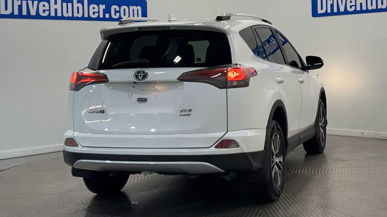 Used 2016 Toyota RAV4 XLE w/ Convenience Package AWD/4WD image 7