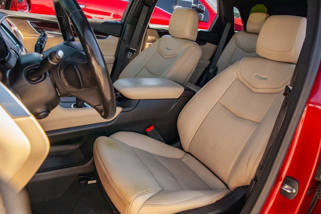 Used 2018 Cadillac XT5 Premium Luxury image 13