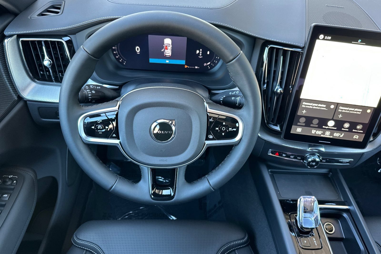 New 2026 Volvo XC60 B5 Ultra w/ Climate Package AWD/4WD image 13