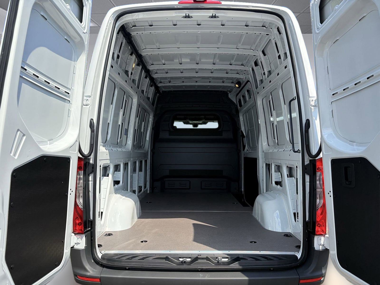 New 2025 Mercedes-Benz Sprinter 2500 image 25