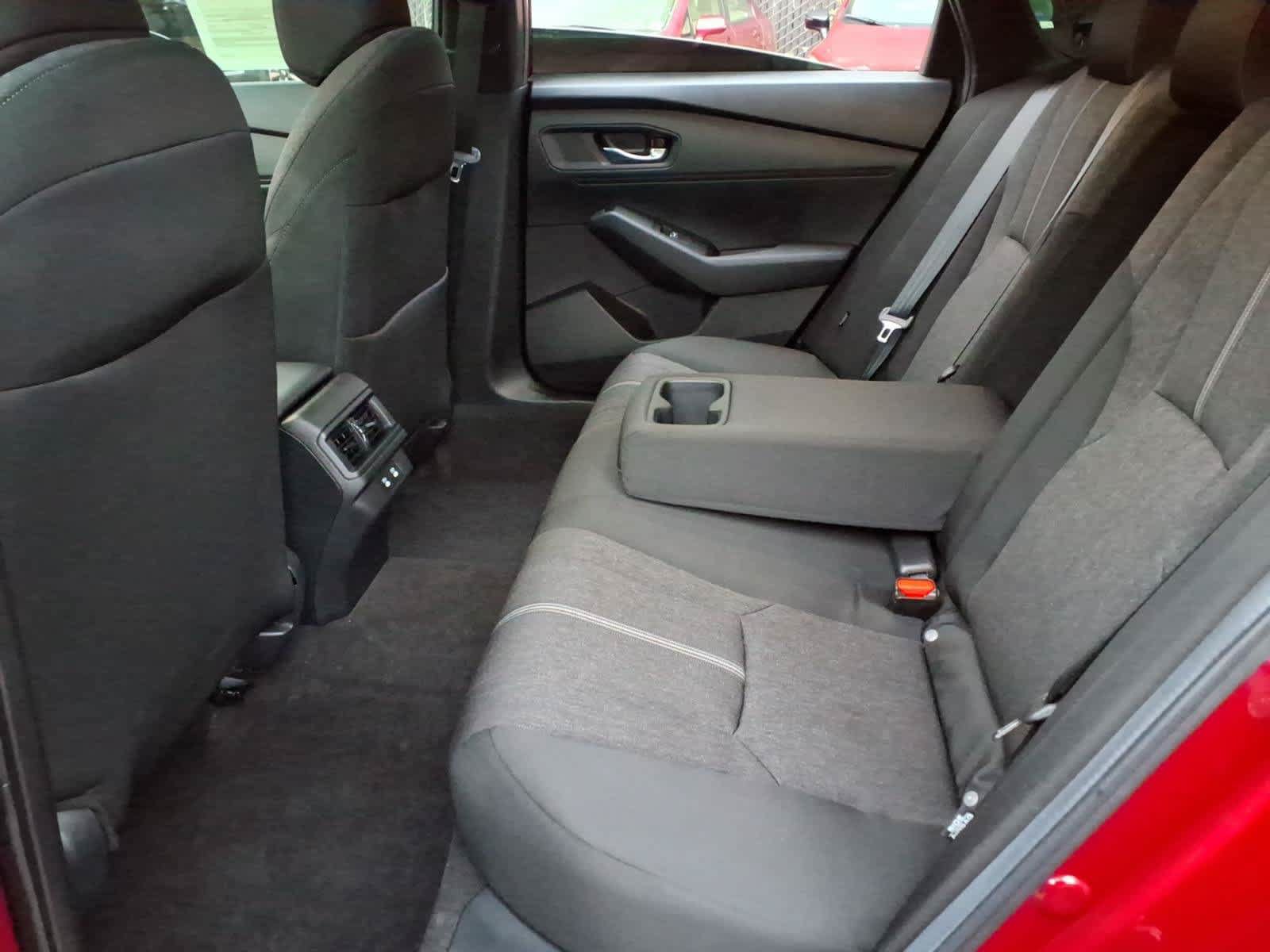 Used 2025 Honda Accord Sport image 8