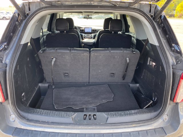 Used 2023 Ford Explorer XLT AWD/4WD image 22