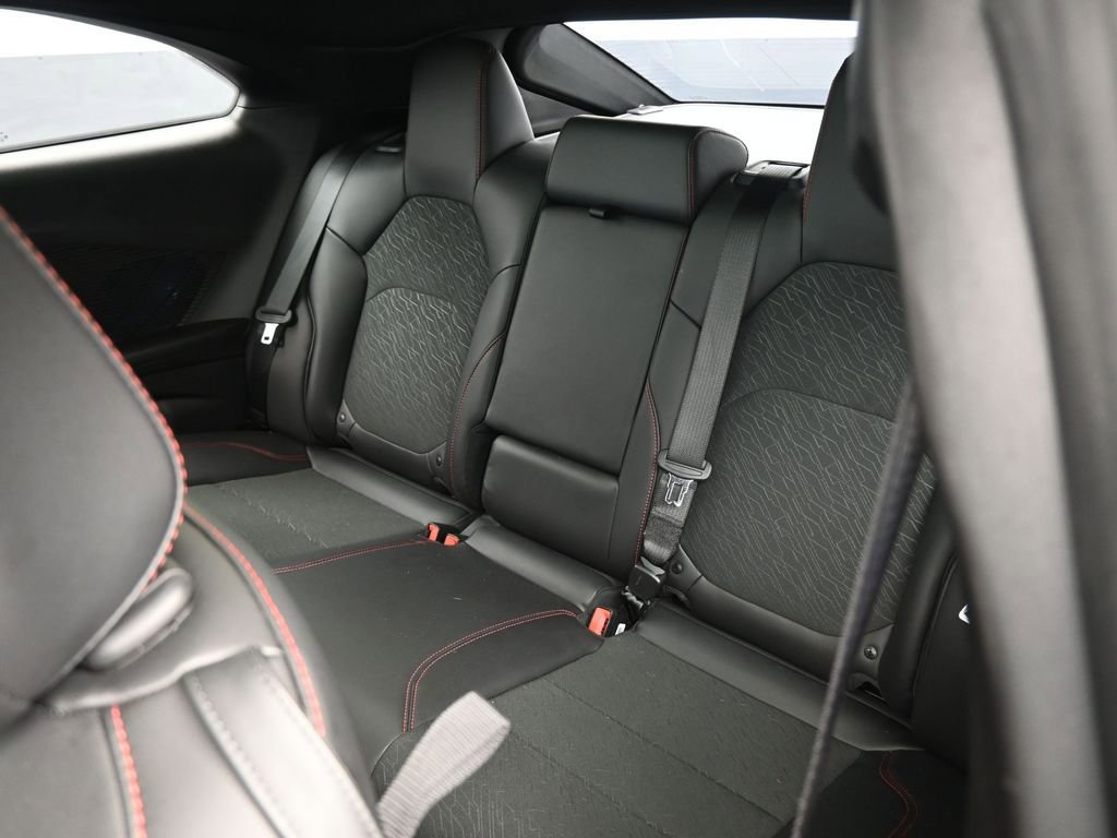 Used 2025 Dodge Charger R/T w/ Sun & Sound Package image 38